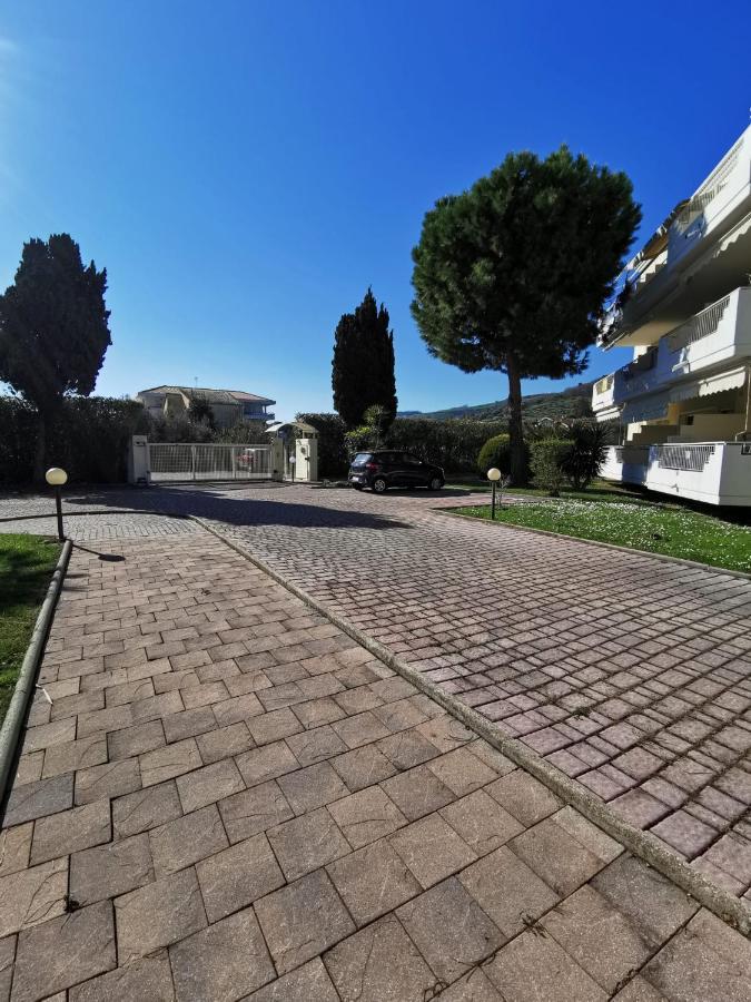 Appartamento Il Piacere Pineto Esterno foto