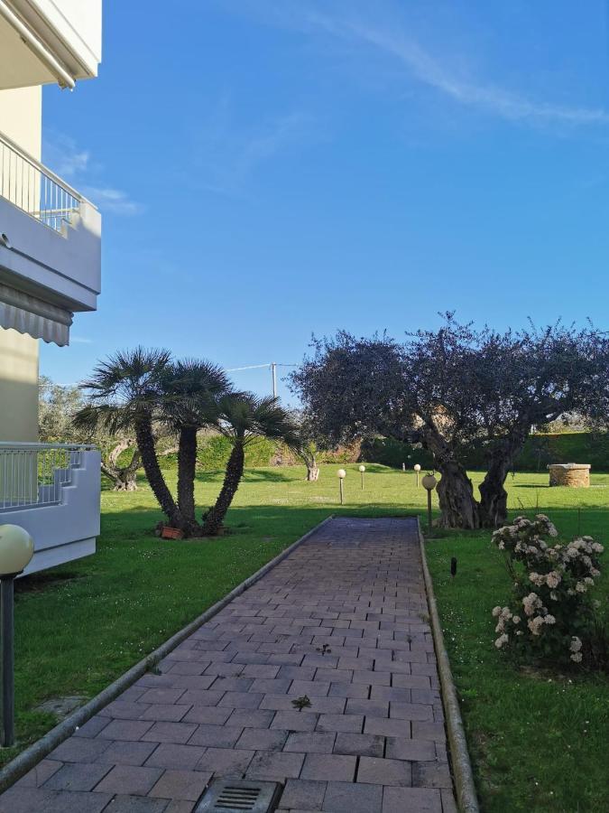 Appartamento Il Piacere Pineto Esterno foto